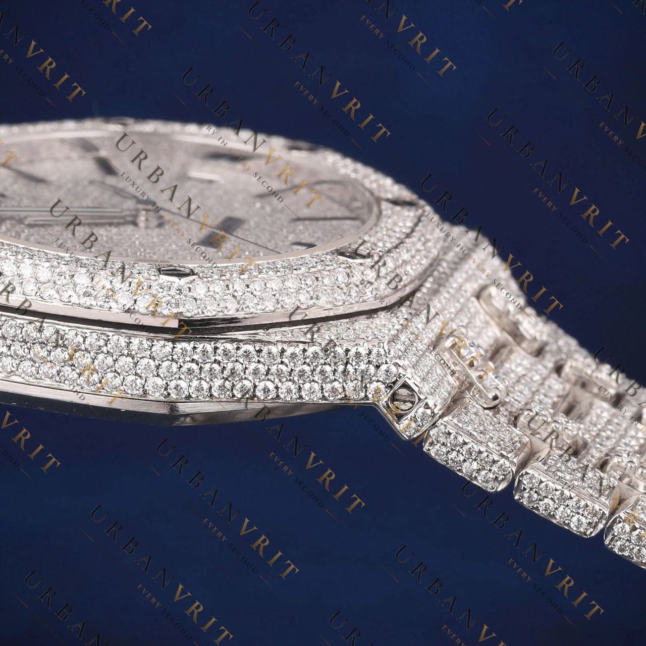 Luxury Fully Iced Out VVS1 D Color Moissanite Watch