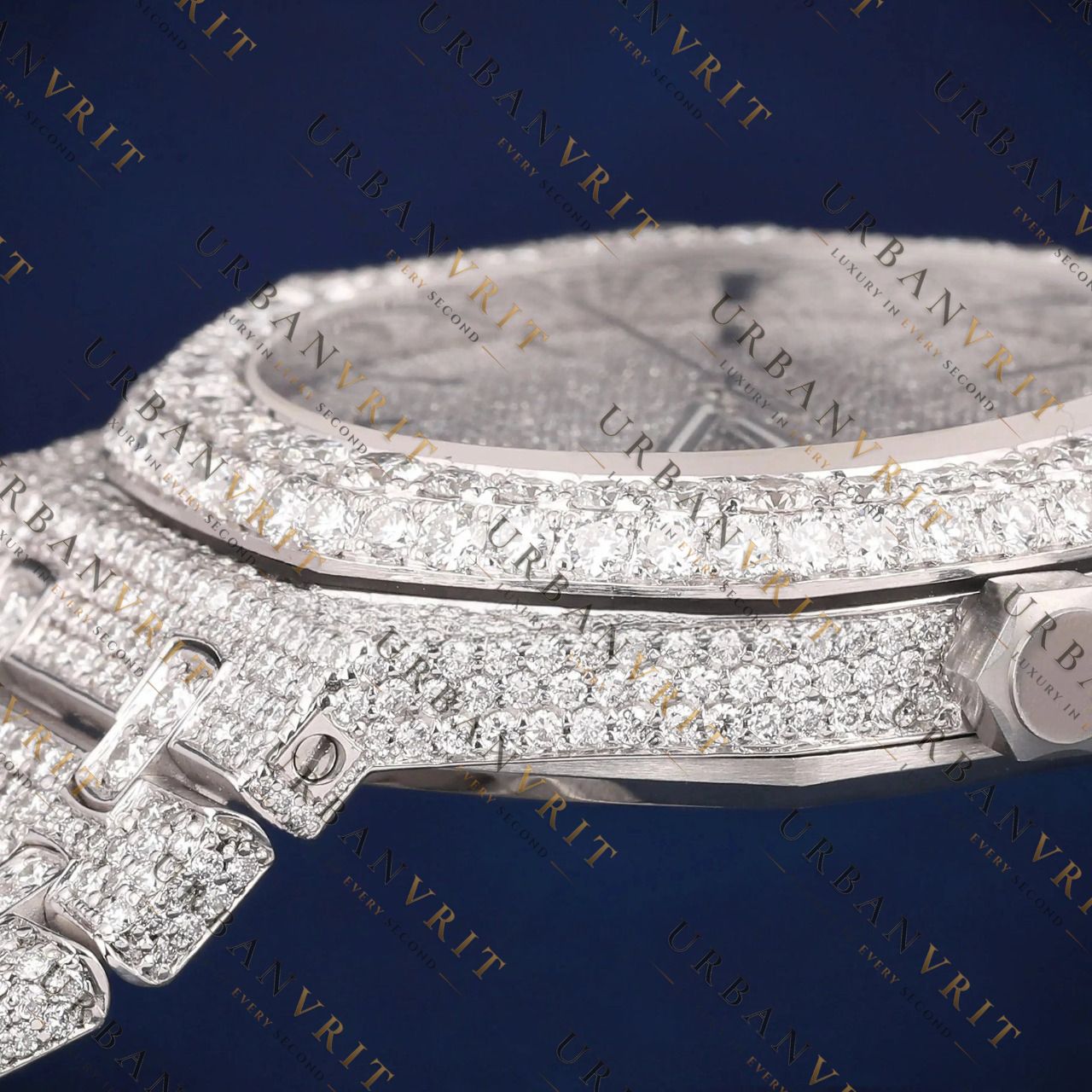 Luxury Nautilus VVS1 D Color Moissanite Watch