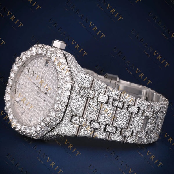 Classic Round VVS1 D Color Moissanite Watch