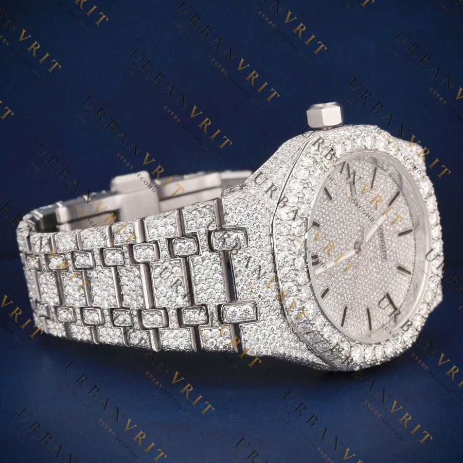 Classic Round VVS1 D Color  Moissanite Watch
