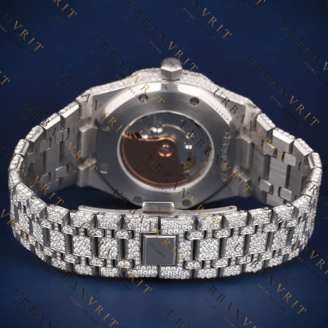 Classic Round VVS1 D Color  Moissanite Watch
