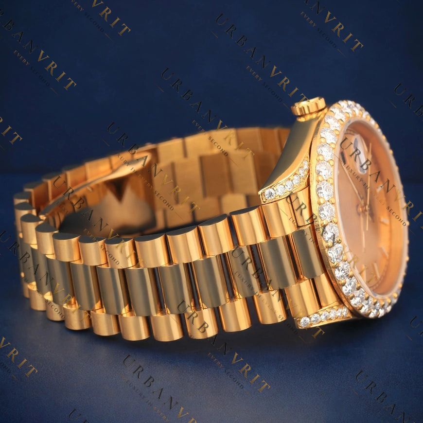 18K Gold Day Date VVS1 D Color Moissanite Watch