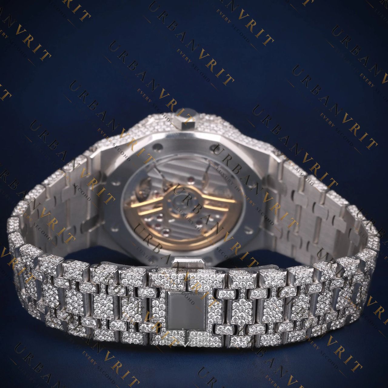Classic Round VVS1 D Color  Moissanite Watch